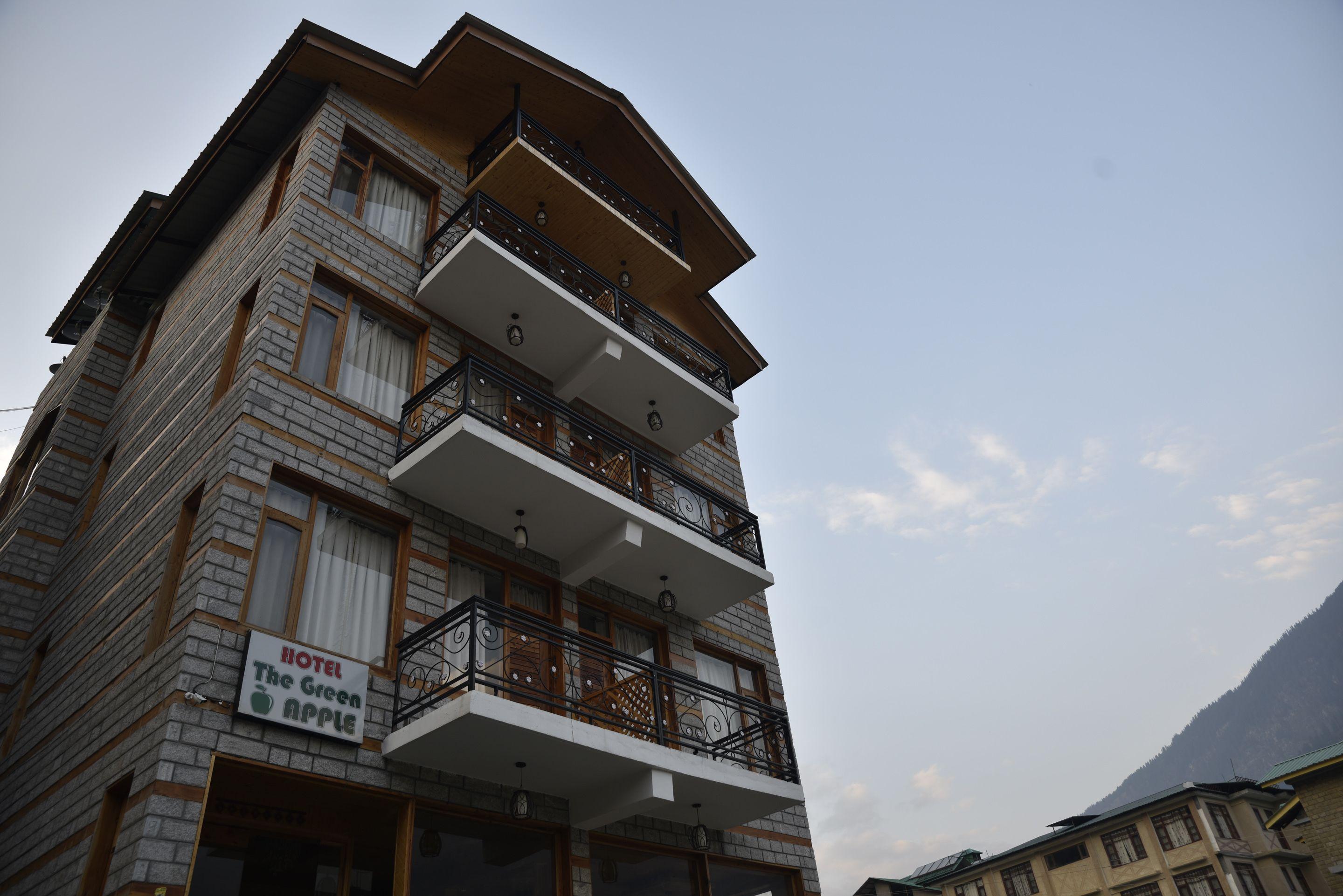 Oyo 10255 Hotel Red Apple - Manali (Himachal Pradesh) — Photos 2