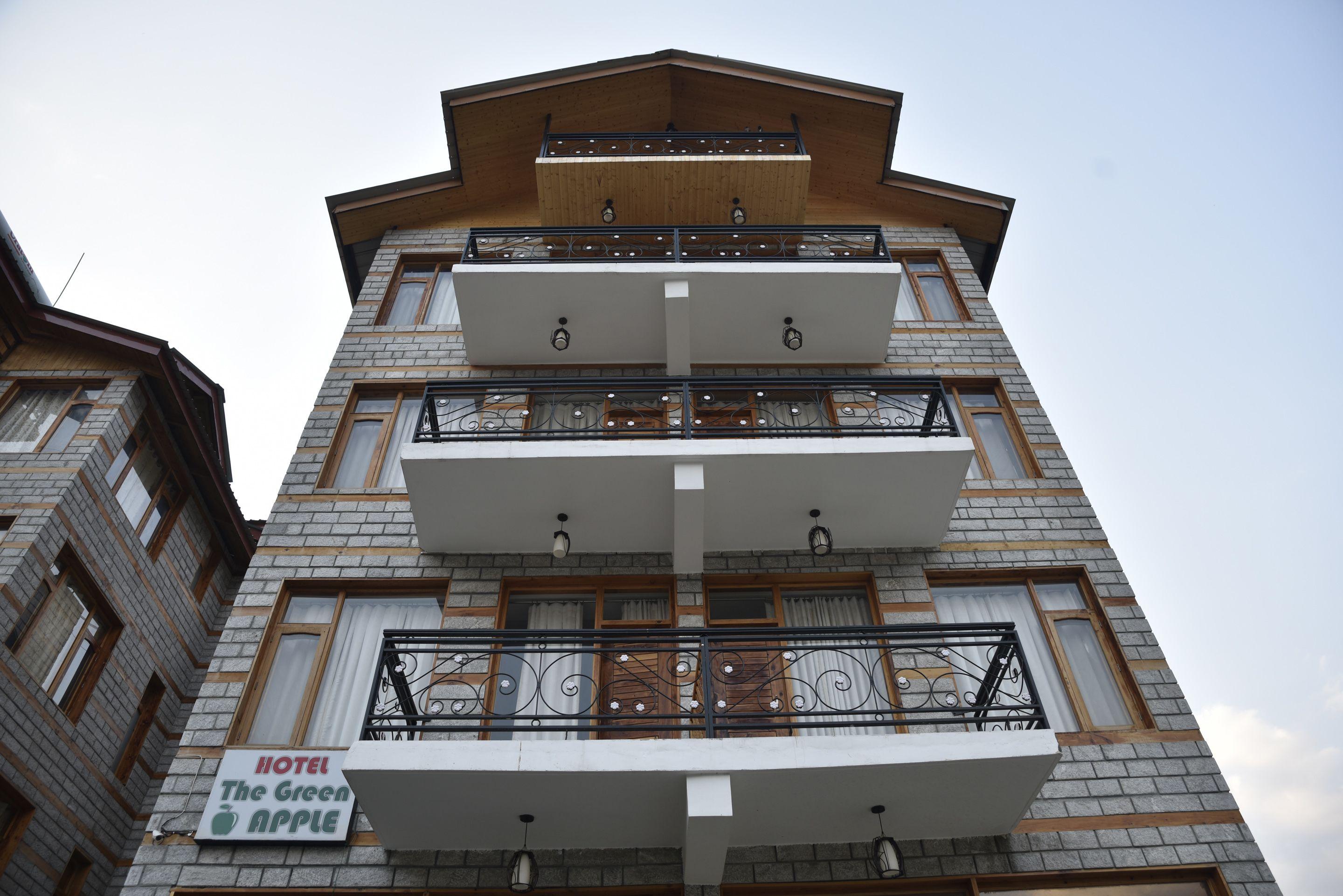 Oyo 10255 Hotel Red Apple - Manali (Himachal Pradesh) — Photos 3